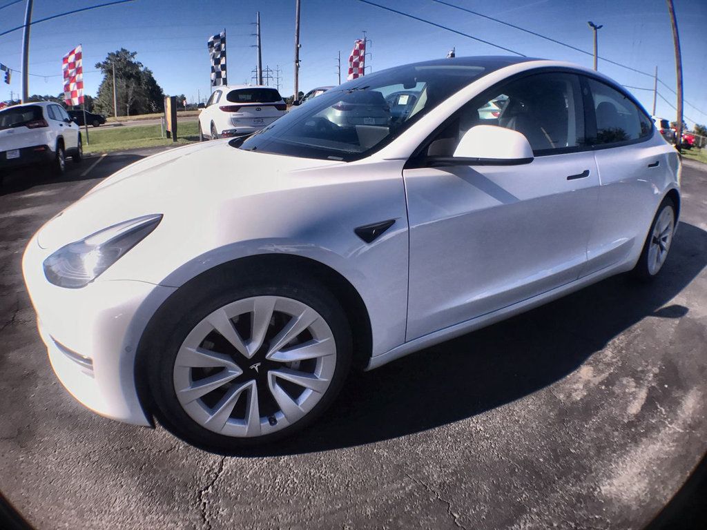 2021 Tesla Model 3 Standard Range Plus RWD - 22925527 | Video 1