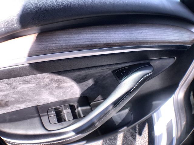 2021 Tesla Model 3 Standard Range Plus RWD - 22925527 - 10
