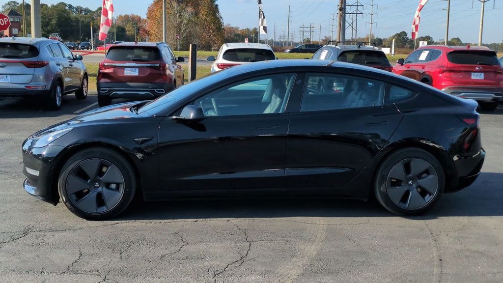 2021 Tesla Model 3 Standard Range Plus photo 4