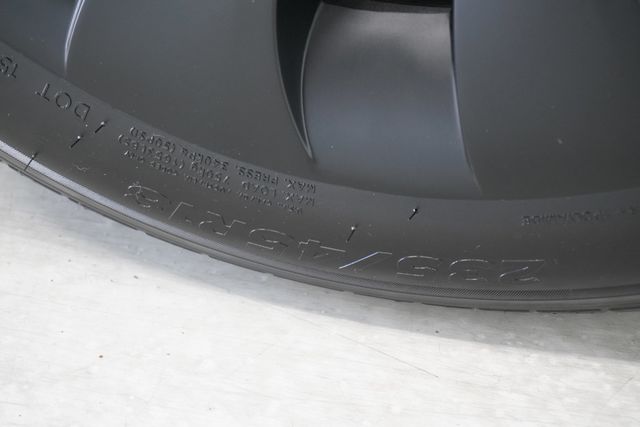 2021 Tesla Model 3 Standard Range Plus RWD - 22949035 - 19