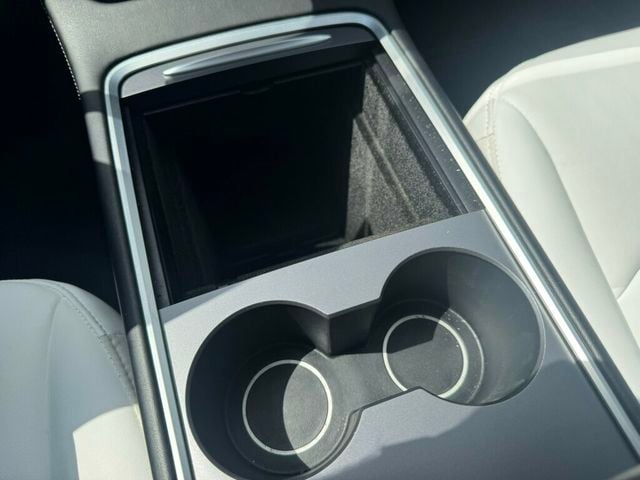 2021 Tesla Model 3 Standard Range Plus RWD - 23065589 - 27
