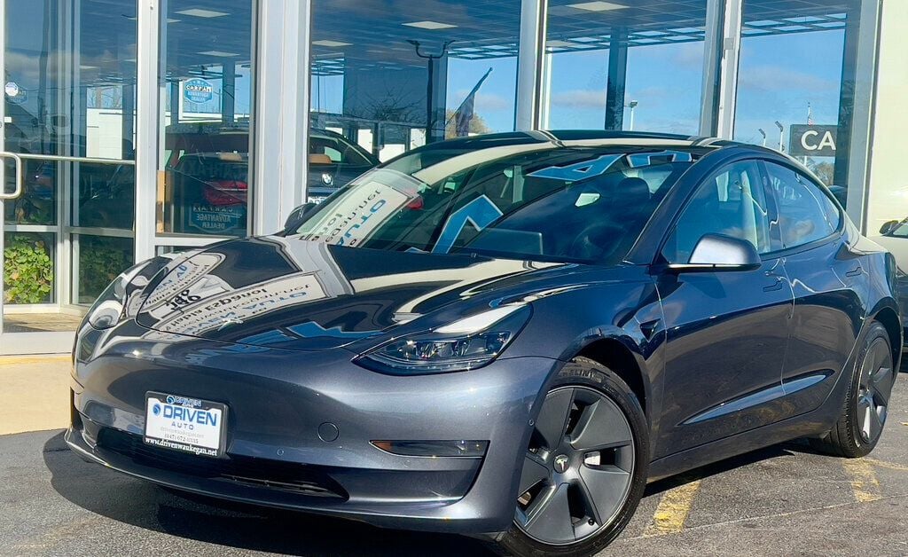 2021 Tesla Model 3 Standard Range Plus RWD - 22621388 - 0