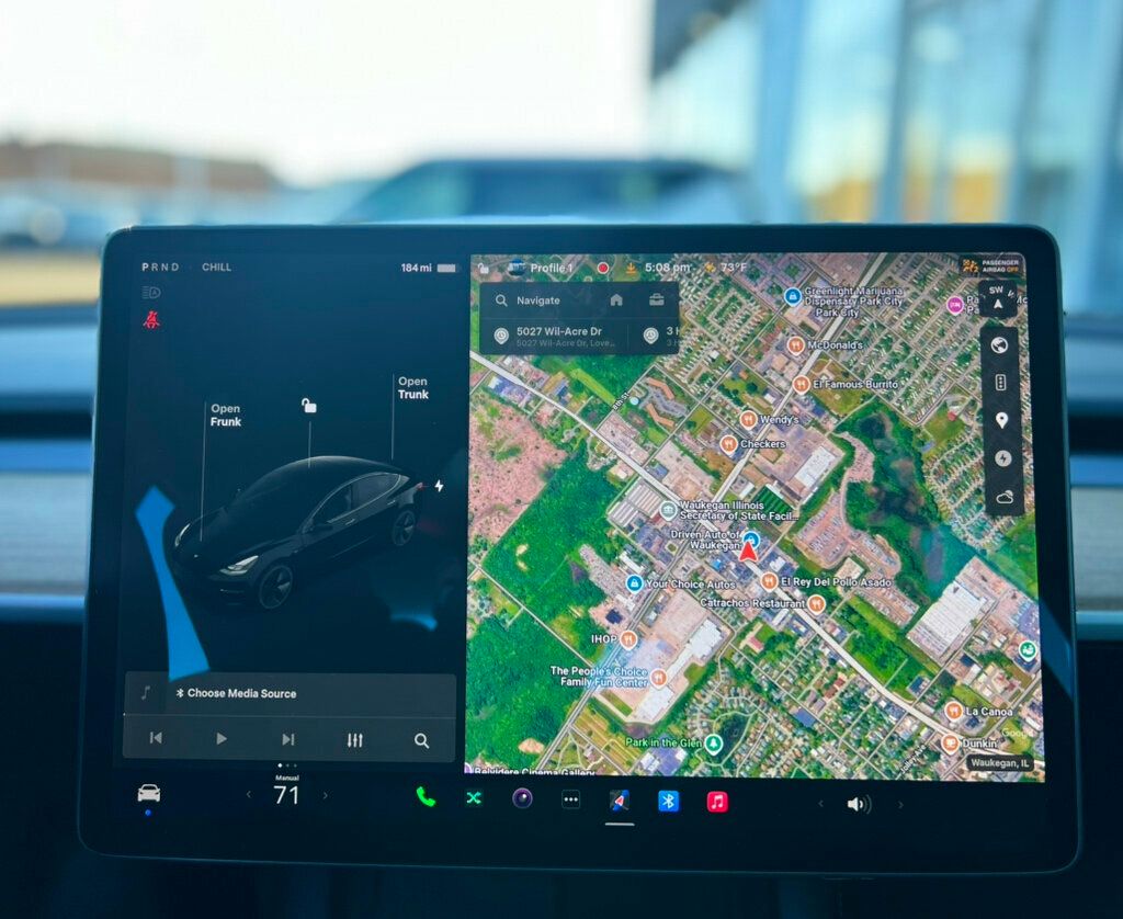 2021 Tesla Model 3 Standard Range Plus RWD - 22992654 - 19