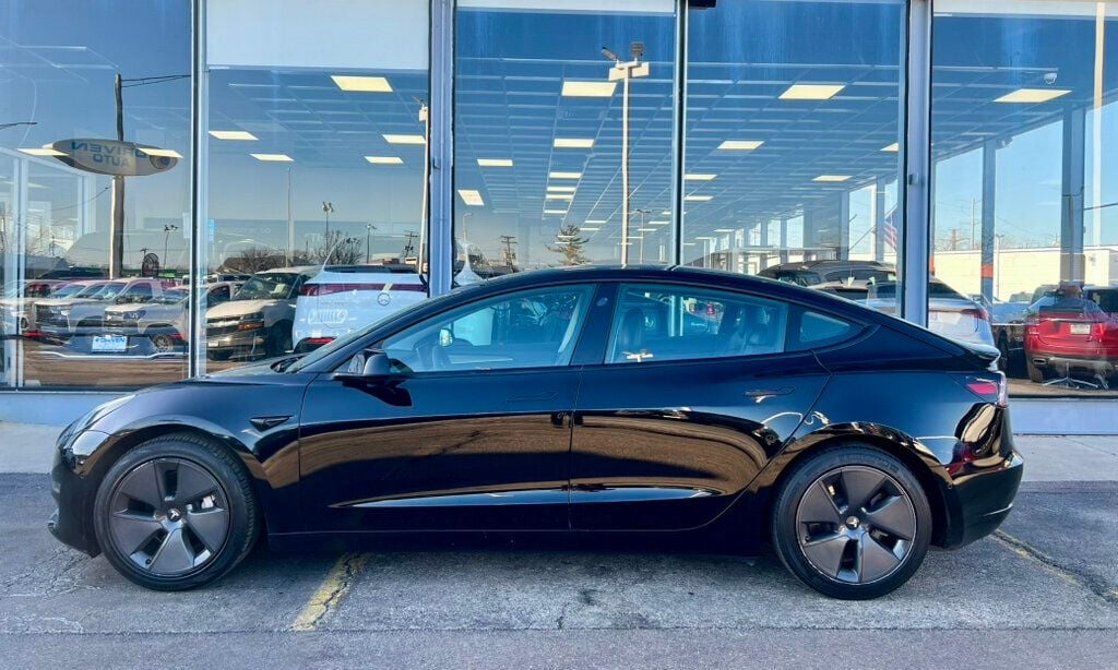 2021 Tesla Model 3 Standard Range Plus RWD - 22992654 - 34