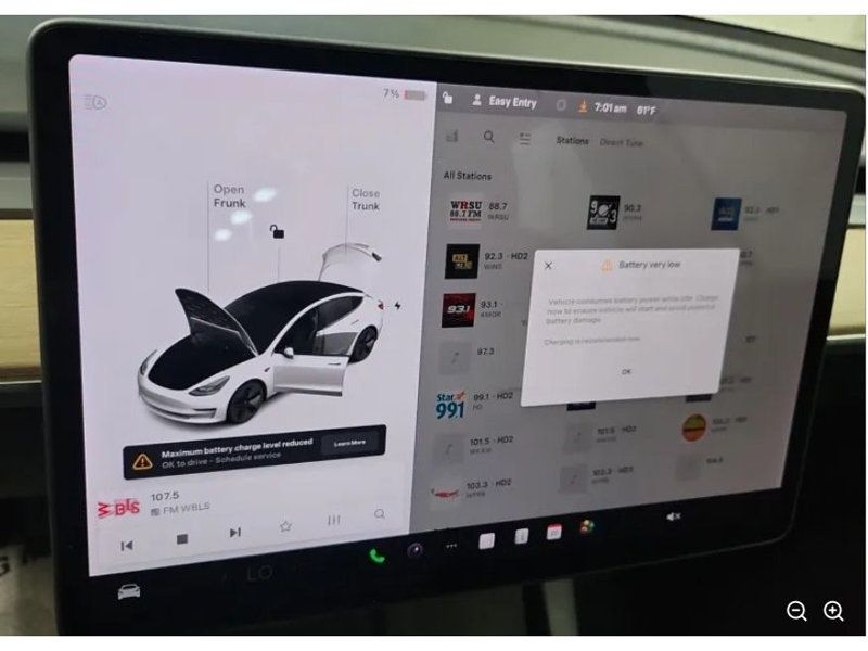 2021 Tesla Model 3 Standard Range Plus photo 9