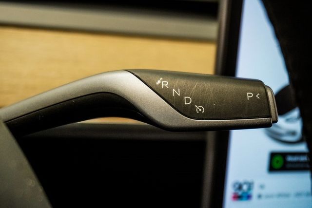 2021 Tesla Model 3 Standard Range Plus RWD - 22959268 - 16