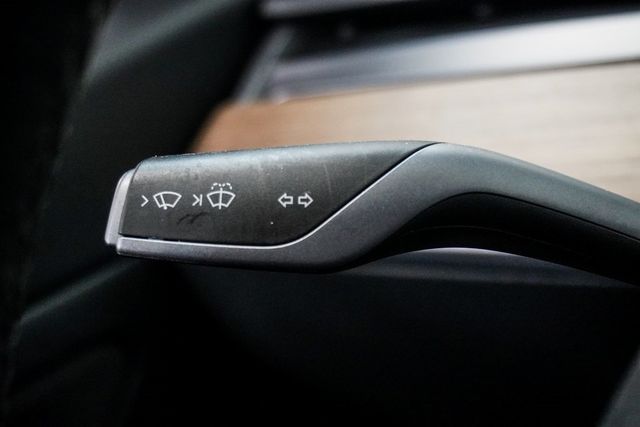 2021 Tesla Model 3 Standard Range Plus RWD - 22959268 - 17