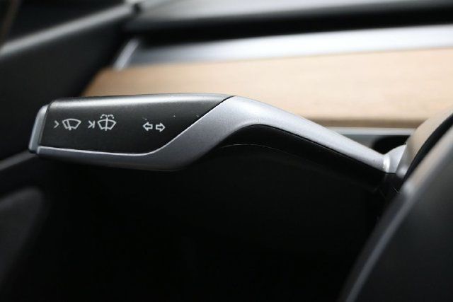 2021 Tesla Model 3 Standard Range Plus RWD - 23046225 - 18