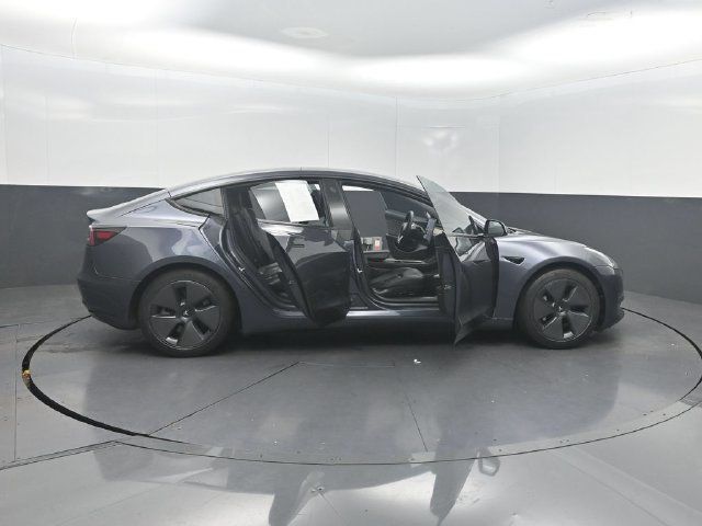 2021 Tesla Model 3 Standard Range Plus RWD - 23046225 - 28