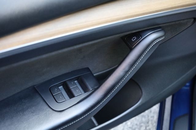 2021 Tesla Model 3 Standard Range Plus RWD - 22939971 - 33