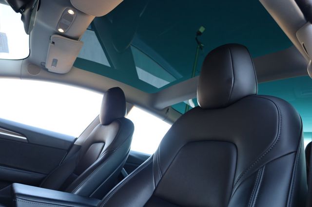 2021 Tesla Model 3 Standard Range Plus RWD - 22969220 - 19