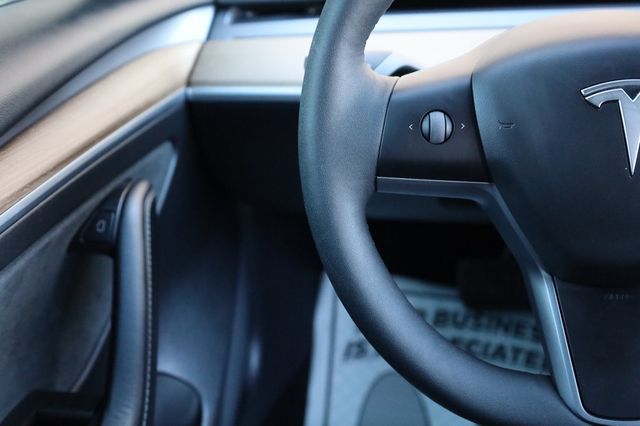 2021 Tesla Model 3 Standard Range Plus RWD - 22969220 - 28