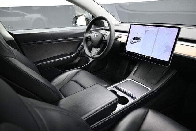 2021 Tesla Model 3 Standard Range Plus RWD - 23036707 - 11