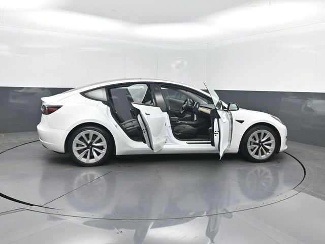2021 Tesla Model 3 Standard Range Plus RWD - 23036707 - 29
