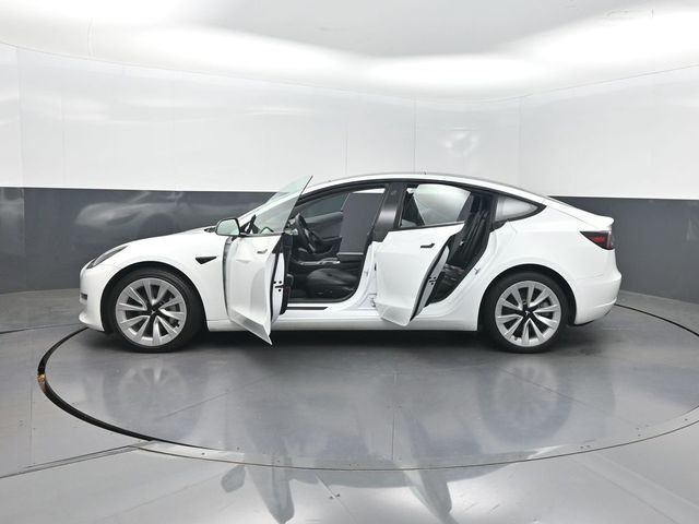 2021 Tesla Model 3 Standard Range Plus RWD - 23036707 - 31