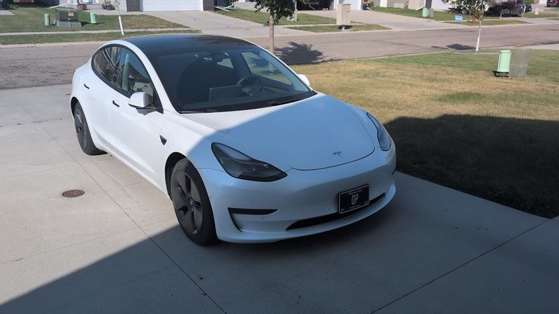 2021 Tesla Model 3 Standard Range Plus RWD - 23060726 - 3