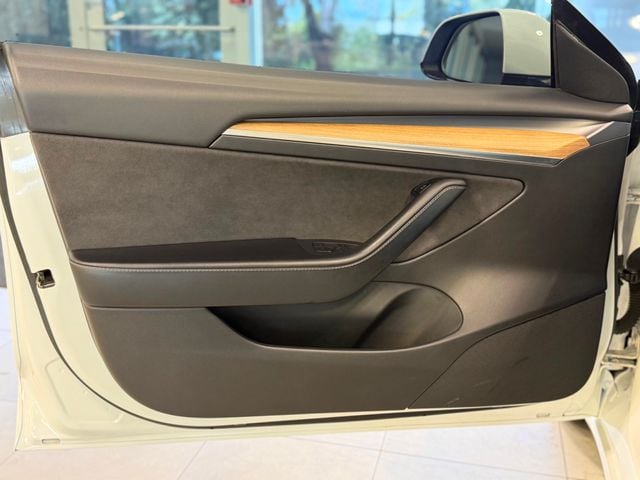 2021 Tesla Model 3 Standard Range Plus RWD - 23029267 - 17