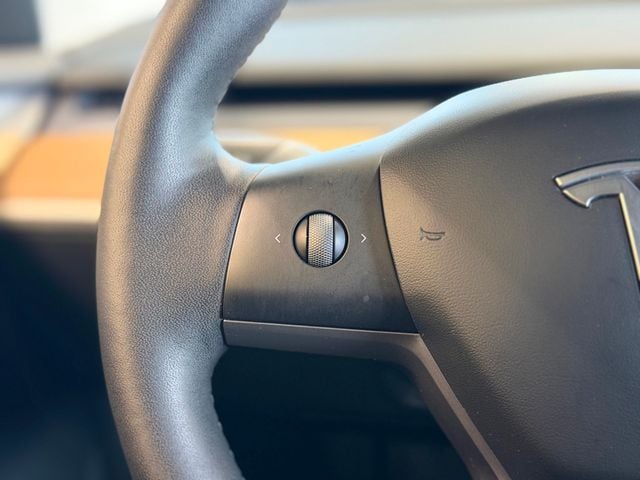 2021 Tesla Model 3 Standard Range Plus RWD - 23029267 - 24