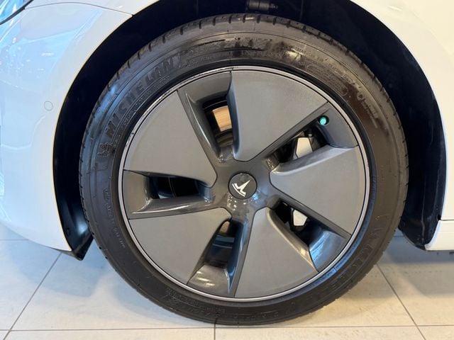 2021 Tesla Model 3 Standard Range Plus RWD - 23029267 - 39