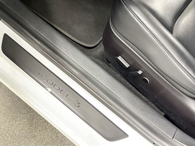 2021 Tesla Model 3 Standard Range Plus RWD - 23060939 - 19