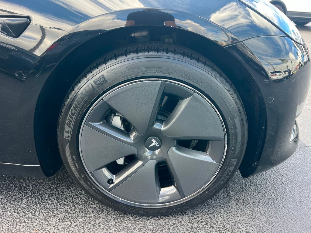 2021 Tesla Model 3 Standard Range Plus RWD - 22576737 - 28