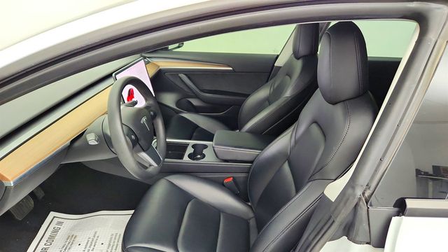 2021 Tesla Model 3 Standard Range Plus RWD - 23059604 - 24