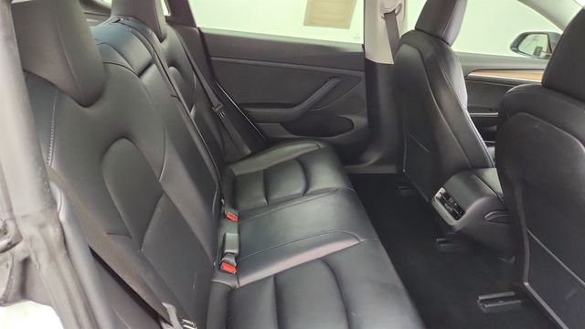 2021 Tesla Model 3 Standard Range Plus RWD - 23059604 - 26
