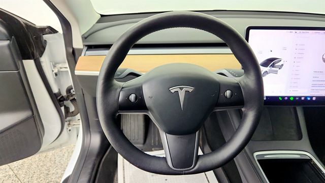 2021 Tesla Model 3 Standard Range Plus RWD w/ Traffic-Aware Cruise Control - 23027021 - 12