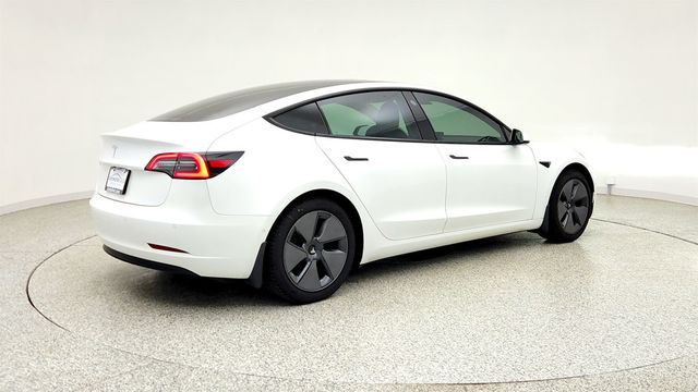 2021 Tesla Model 3 Standard Range Plus RWD w/ Traffic-Aware Cruise Control - 23027021 - 4