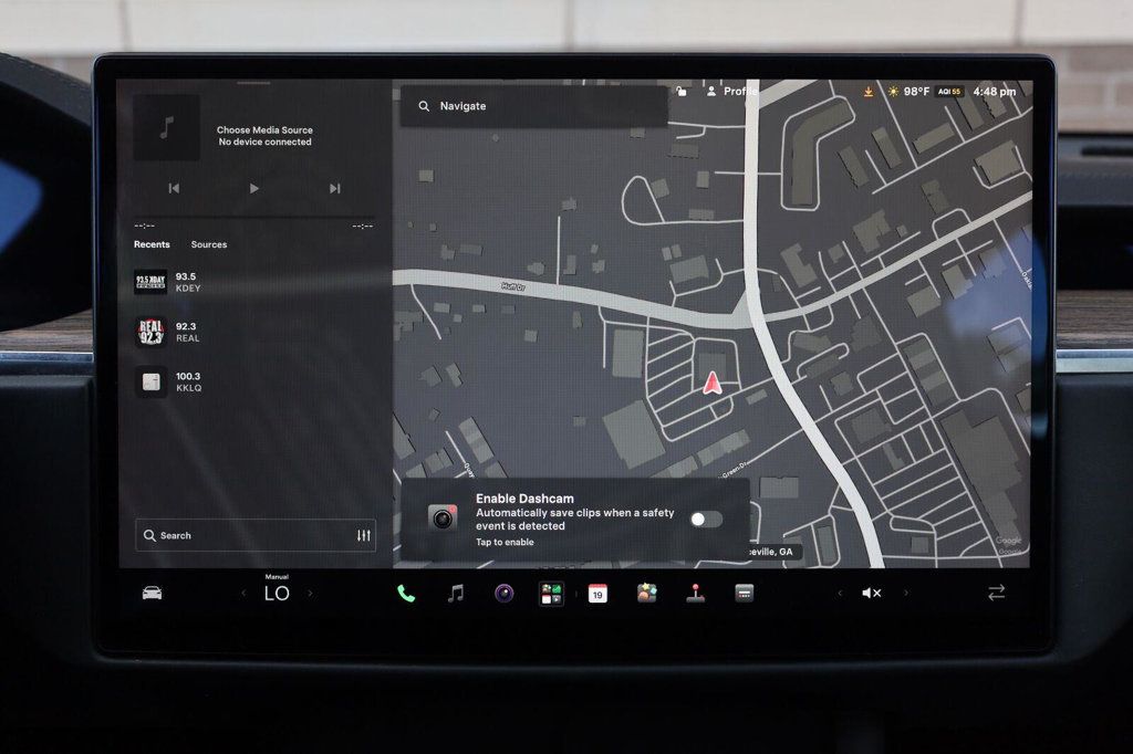 Tesla Model S photo 37