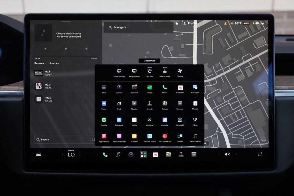 Tesla Model S photo 40