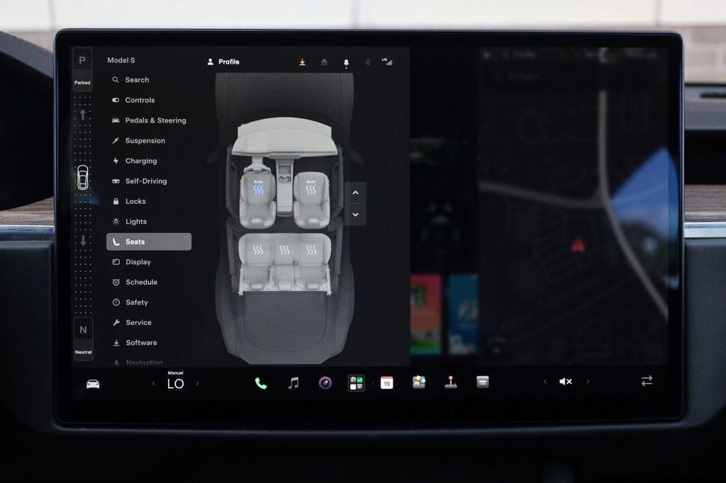 Tesla Model S photo 44