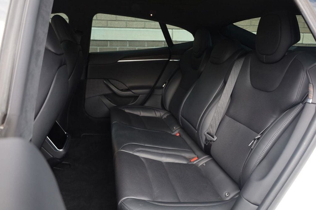Tesla Model S photo 22