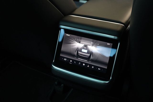 2021 Tesla Model S Long Range - 23085030 - 37