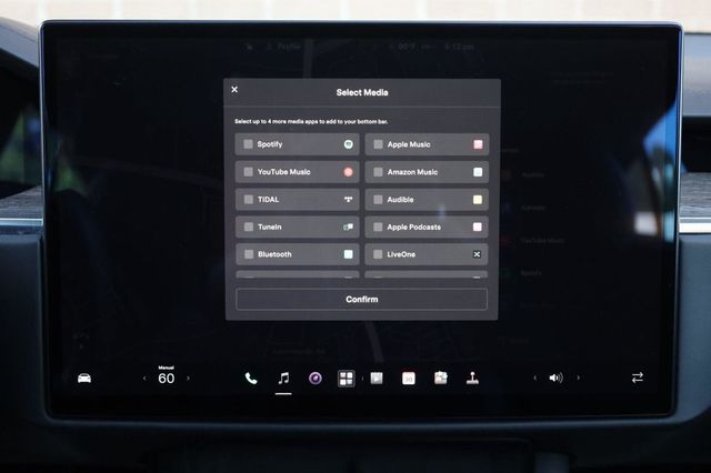 2021 Tesla Model S Long Range - 23093863 - 39