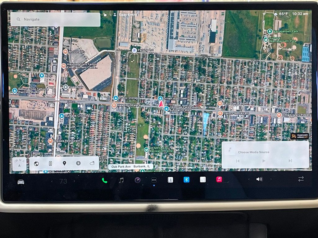 2021 Tesla Model S Long Range AWD - 22971428 - 28