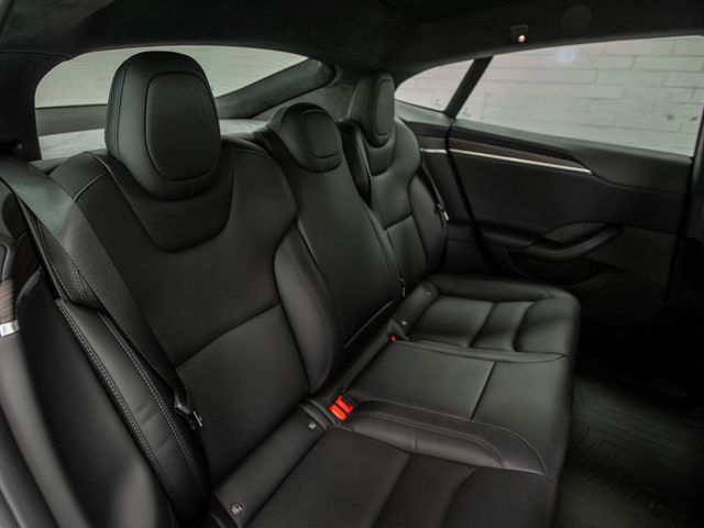 2021 Tesla Model S Long Range AWD - 23022827 - 22