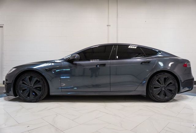 2021 Tesla Model S Long Range AWD - 23067159 - 24