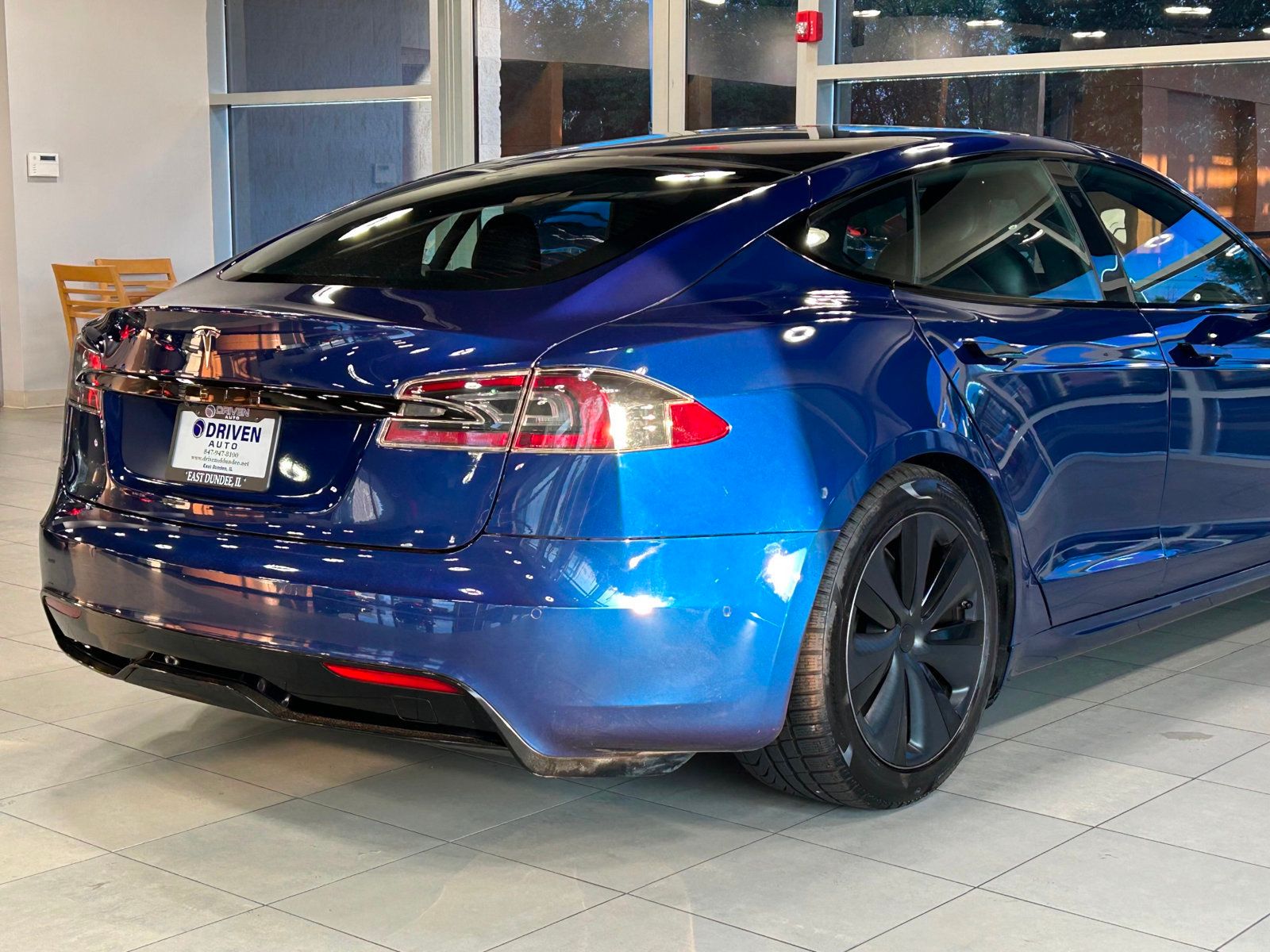 2021 Tesla Model S Long Range AWD photo 11