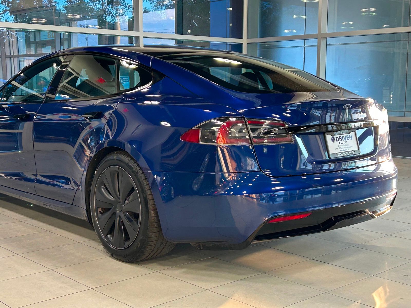 2021 Tesla Model S Long Range AWD photo 13