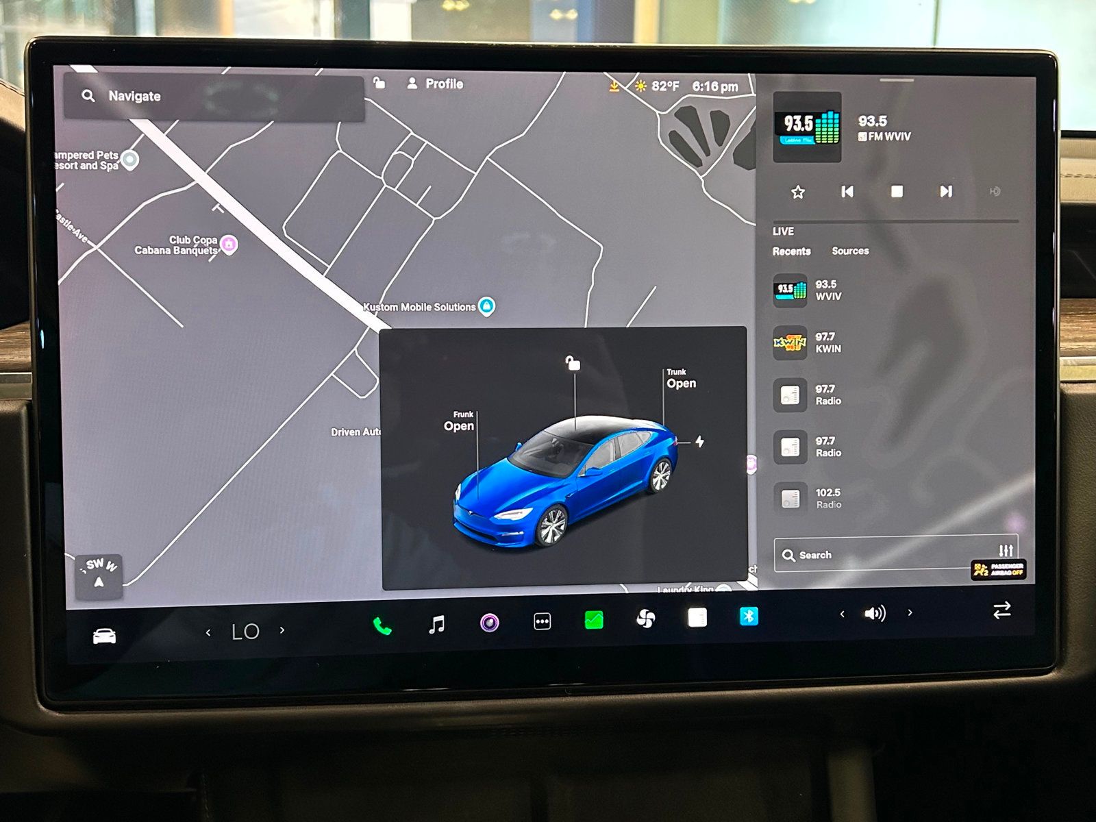2021 Tesla Model S Long Range AWD photo 28