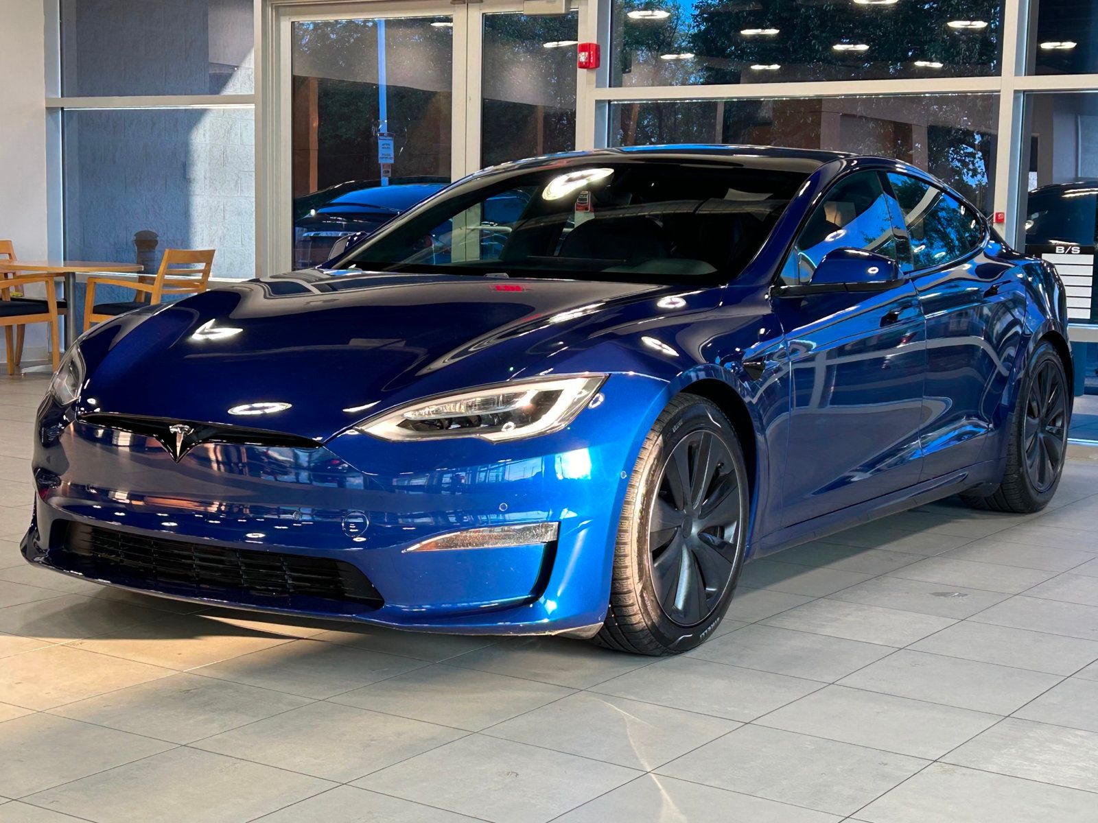 2021 Tesla Model S Long Range AWD photo 4