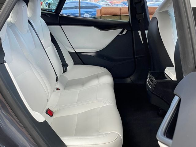 2021 Tesla Model S Long Range Plus AWD - 22988408 - 21