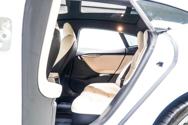 2021 Tesla Model S Long Range Plus AWD - 23007810 - 33
