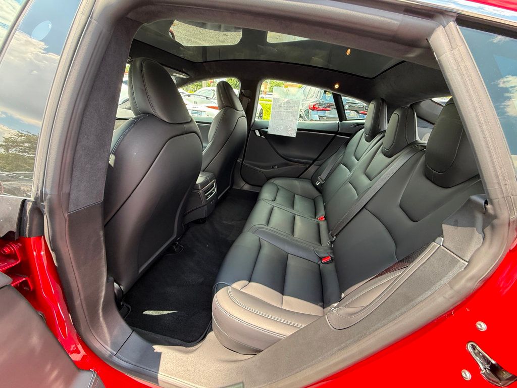 2021 Tesla Model S Long Range Plus AWD photo 19