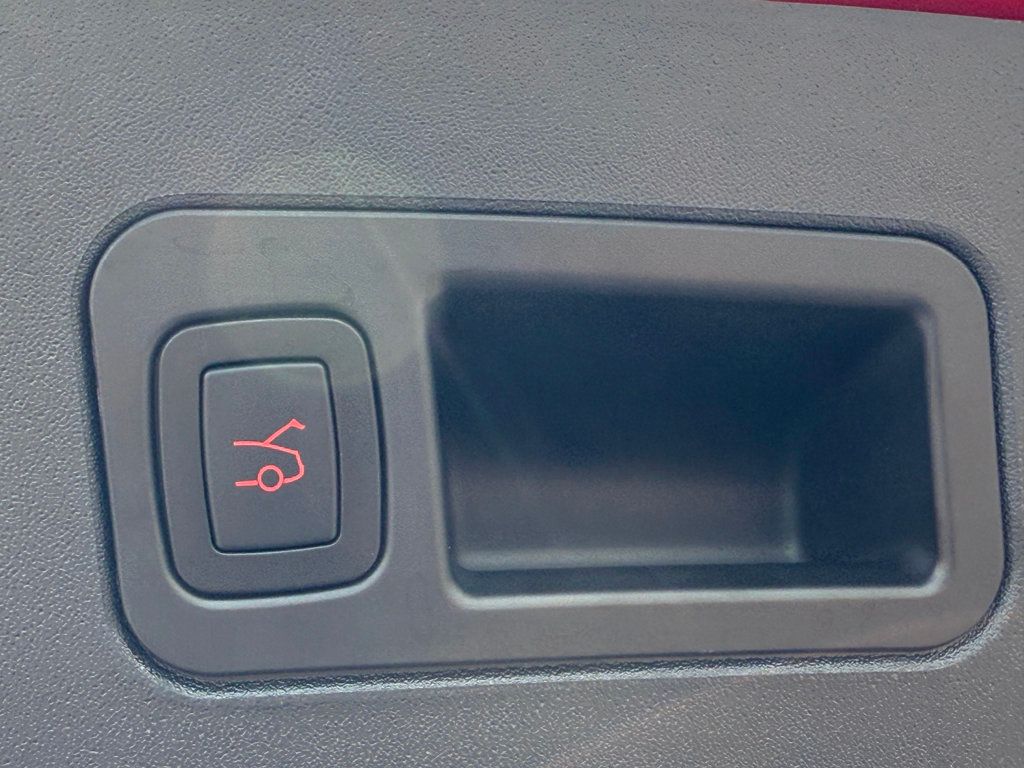 2021 Tesla Model S Long Range Plus AWD photo 21
