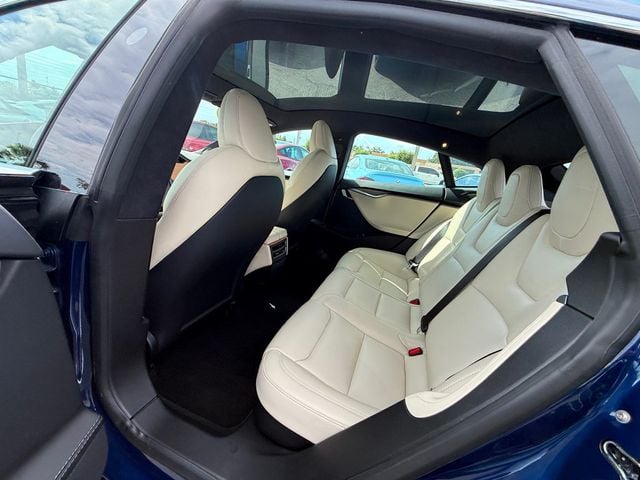 2021 Tesla Model S Long Range Plus AWD - 23040336 - 23