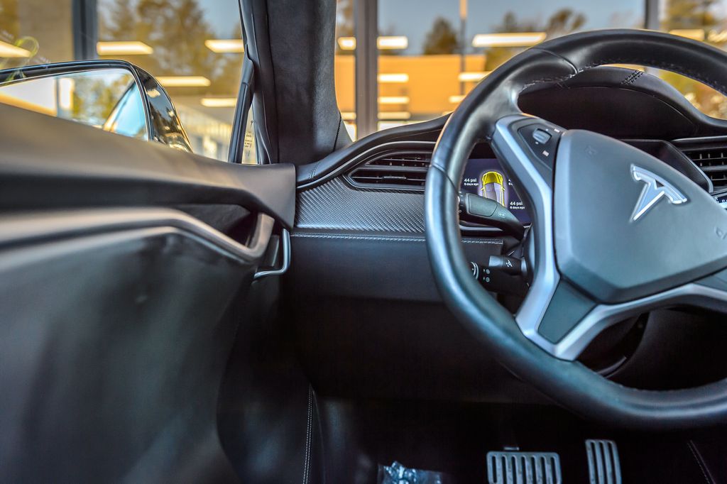 2021 Tesla Model S MODEL S PERFORMANCE - LOW MILES - LUDICROUS + - BEAUTIFUL - 22989656 - 32