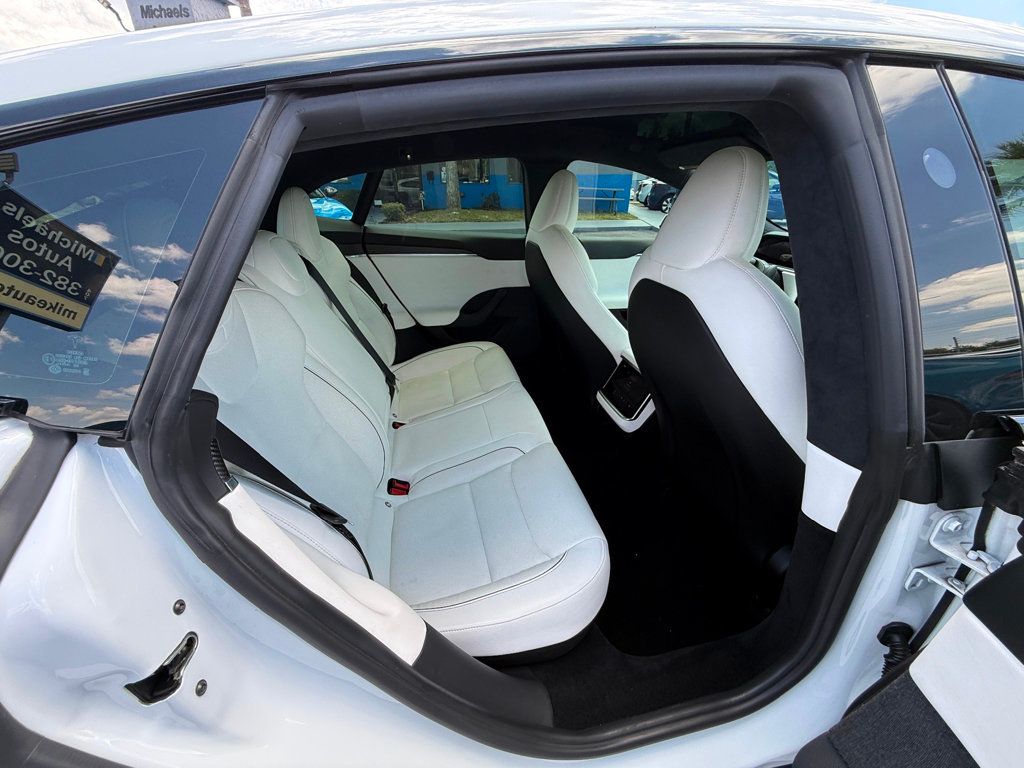 2021 Tesla Model S **MODEL S PLAID**WHITE ON WHITE INTERIOR**21" WHEELS** - 23019869 - 29
