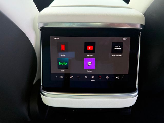 2021 Tesla Model S **MODEL S PLAID**WHITE ON WHITE INTERIOR**21" WHEELS** - 23019869 - 34